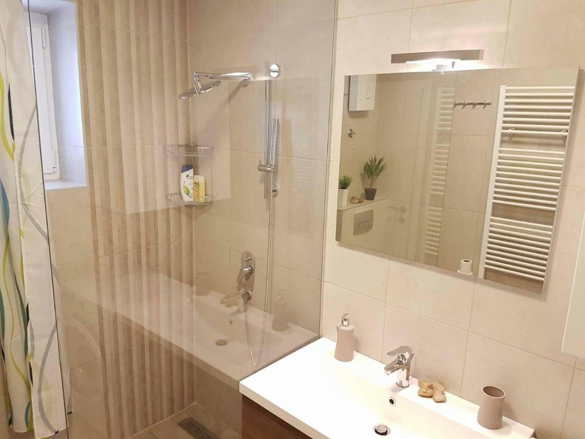 Modern Apartment In The City Center- Best Location Sarajevo Eksteriør bilde